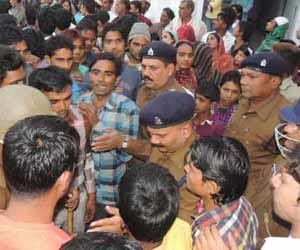 Killing Accussed Died in Police Custody in Muzaffarnagar, Tension Build Up