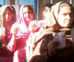 J&K polling: candidates in ferry for heatrick