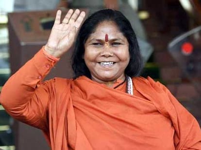 Union minister Sadhwi Niranjan Jyoti Gave Controversial statement while campaigning in Delhi