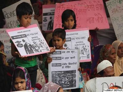 bhopal gas tragedy before 30 years.