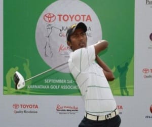 A journey of a golf player, ball-boy to upcoming star