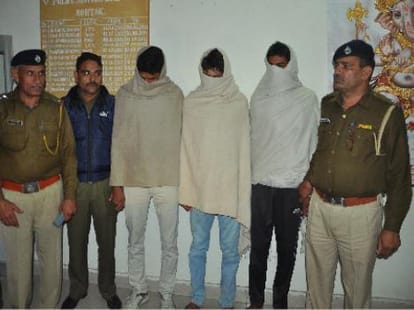 molestation in bus: new terms of rohtak sisters for compromise