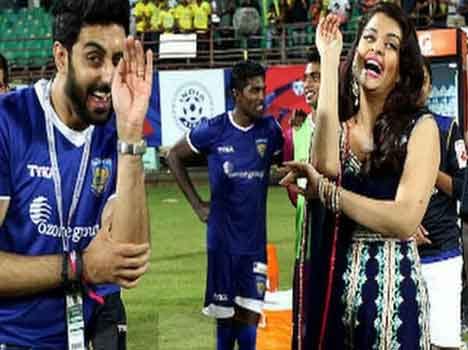  nagin dance in publicly for Aishwarya