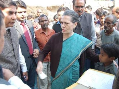 sonia gandhi sends new plan to states.