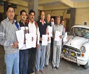 Forest workers assigned to the demands indent