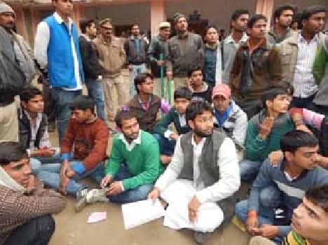 students fight in TD college ballia