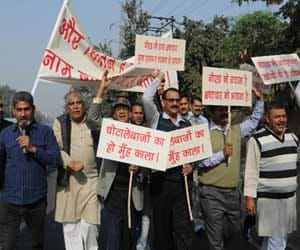 Disclosure, disclosure, when will finally arrest Yadav singh.