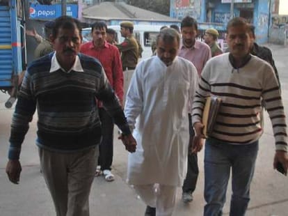 sant rampal bail accept by court, but