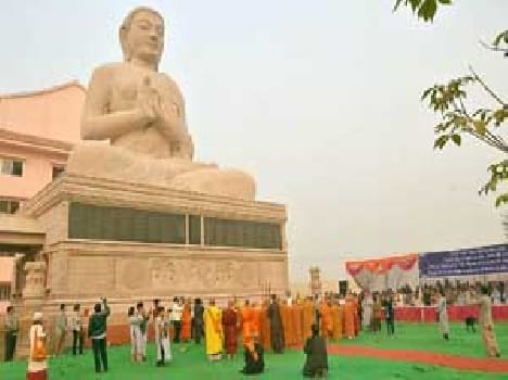 highest Budha's statue