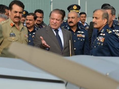 india warns pakistan against meeting kashmiri hurriyat leaders