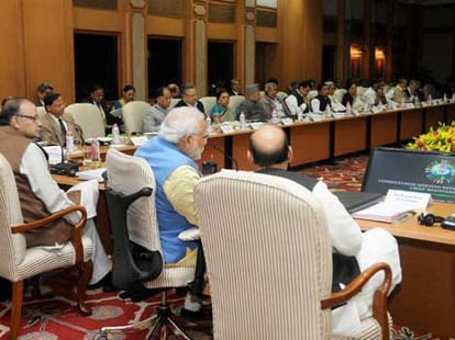 modi meeting with ministers.