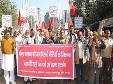 Halla spoke against the center