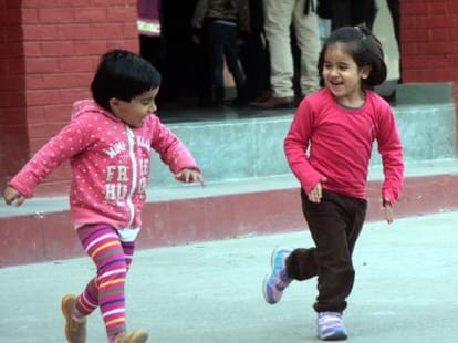 Private schools will not be allowed to take much fee.