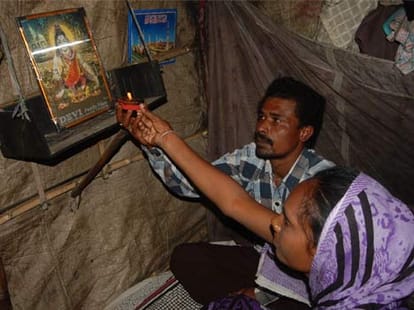 37 Muslim Families Turned Hindu in Agra