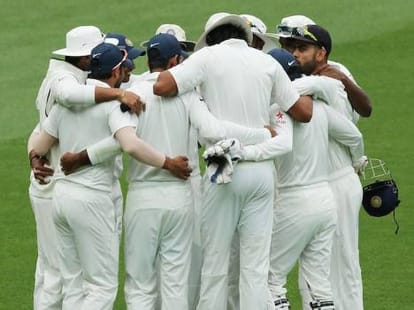 bad Decisions by umpire in Adelaide test.