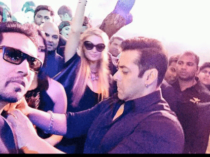 Salman Khan suffering with ear infection