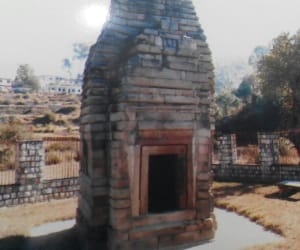 crack in van devi temple of kumaun.
