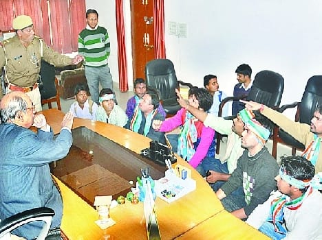 nsui vigil at agra university in agra