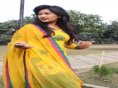 Kanchi Singh in a car accident