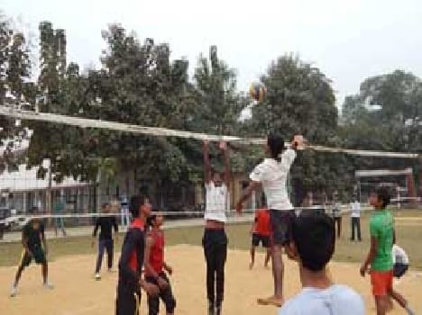 Aradhana got first in two and four hundred race 