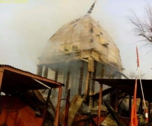 A fire broke out in the famous temple of Jawala Mukhi Mandir at Khrew in Kashmir 