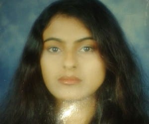 depressed girl committed suicide in lucknow.