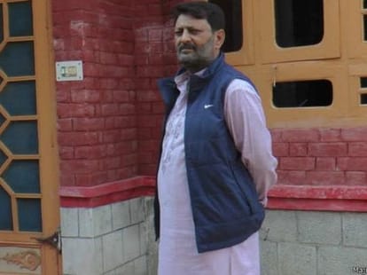 news story on kashmiri youth