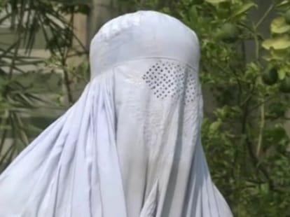 punishment for women for love in pakistan.