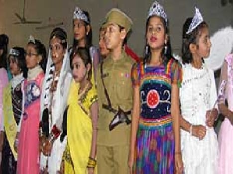Children dressed in fancy dress