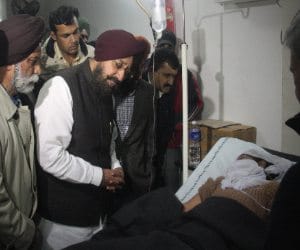  Attempt of Suicide by Lady outside Punjab CM House