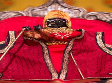Classical music presentation in thakur radharaman temple vrindavan