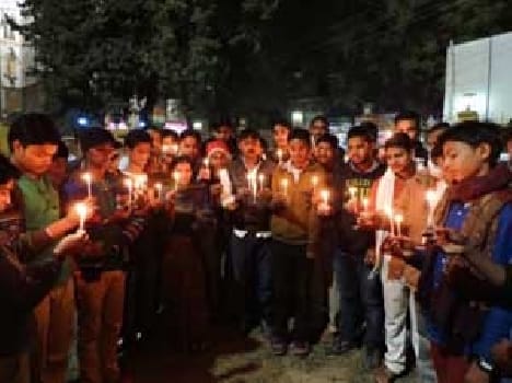 Tribute to the Gangrep victims .