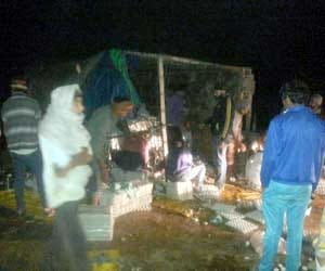 truck accident in noida