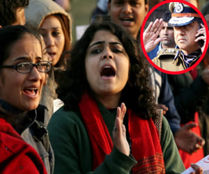 Delhi police will distribute pepper spray to women today.