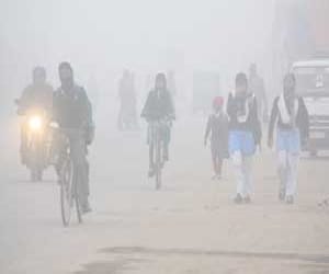 Again cold wave in up, schools are closed.