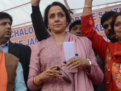 sidhu and hema malini campaigning for bjp in J&K