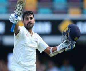 live india vs australia, first day of second test match in brisbane.