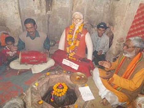Modi's worship of Shiva in Kaushambi