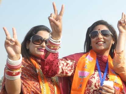 Jammu Kashmir Assembly Election Results 2014 - Omar Abdulla Lost from Sonavar