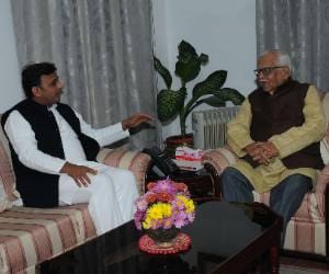 Governor objects on the comments of Azam Khan.