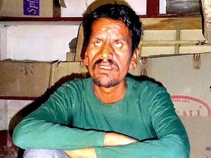 blind to beg on Delhi streets acts in Aamir's PK