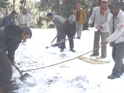 power cut due to snowfall and rain.