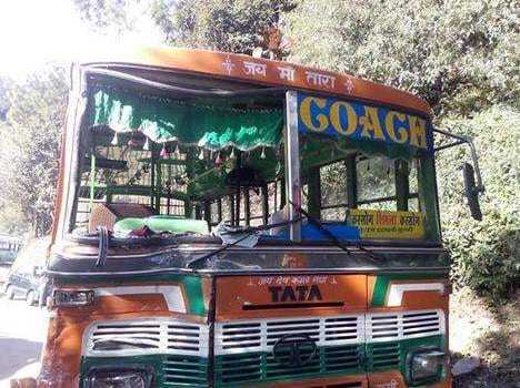 buses clashed at shimla 25 person injured.