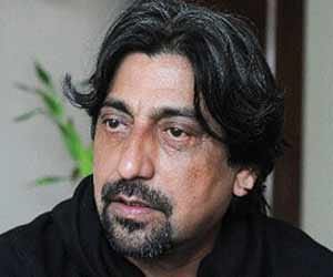 owais tohid peshawar.