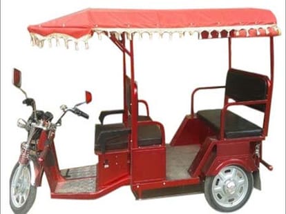 Old e-rickshaw would face problem in delhi.