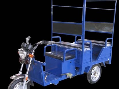 Old e-rickshaw would face problem in delhi.