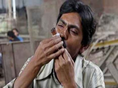 Humurous Exposure about Drug Addiction in Females
