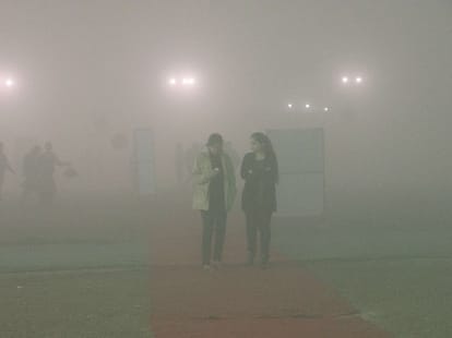 weather report in winters, flights cancelled, trains late