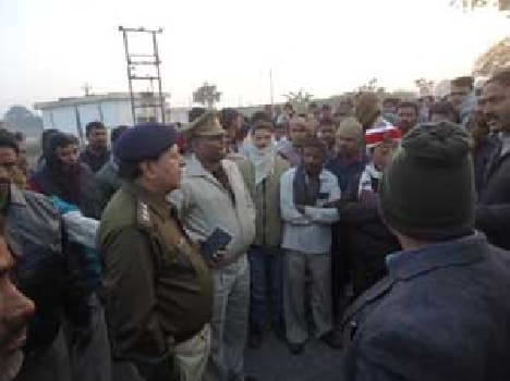 villagers blocked road