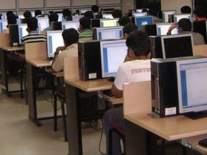 HPSSSB will conduct online exams.